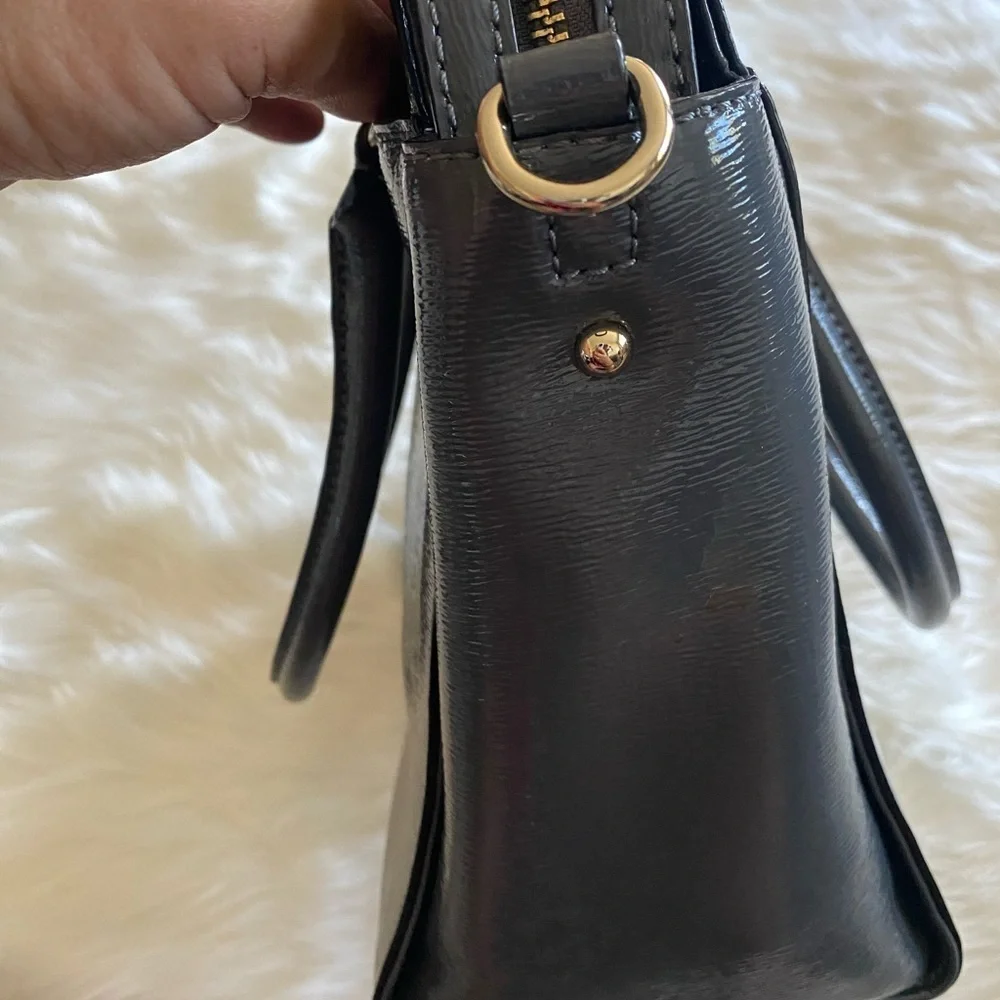 kate spade New York Beacon Court Jeanne Leather Tote Bag in gray shadow